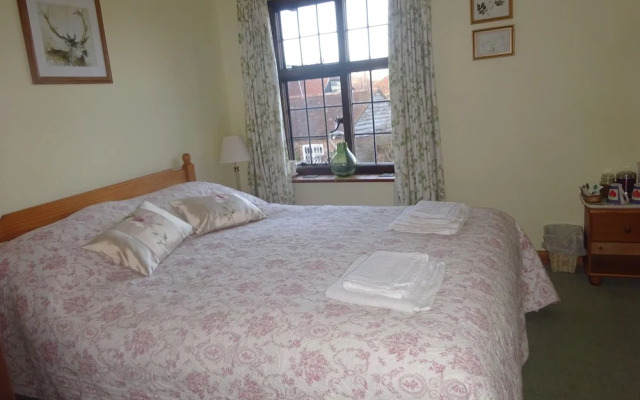 Strawberry Cottage B&B