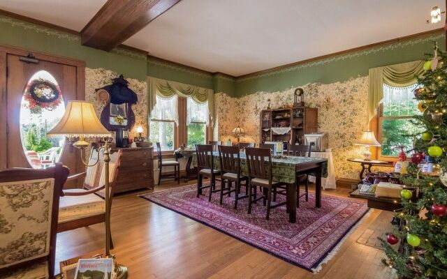 Kingsley House Bed & Breakfast