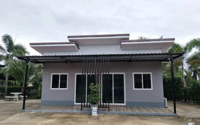 Sun & Ozone Resort