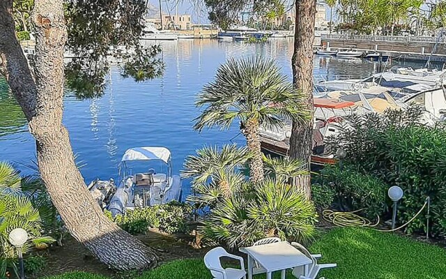 Awesome Home in Furnari With 5 Bedrooms and Wifi