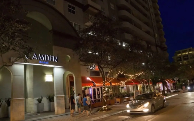 Brickell Family Travel Suites