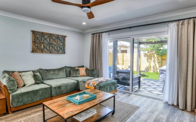 Lincolnville Nook