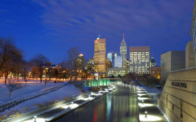 Sheraton Indianapolis City Centre Hotel