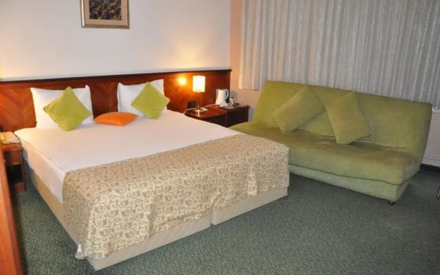 Bera Mevlana Hotel