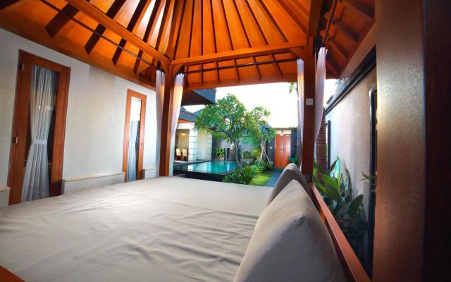 The Banyumas Suite Villa Legian