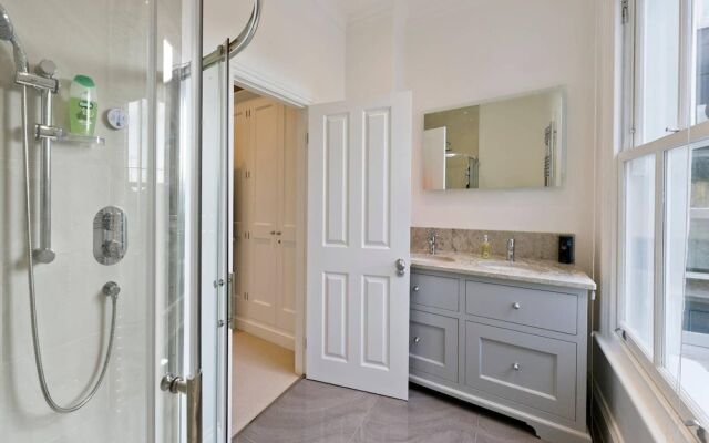Long Stay Discounts - Spacious 4bed Battersea