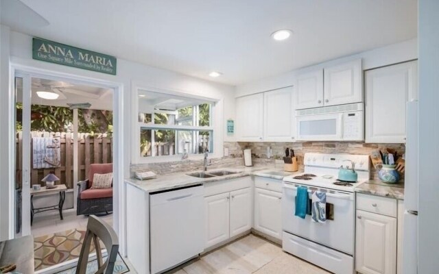 Beach N Bay 2 Bedroom Villa by RedAwning
