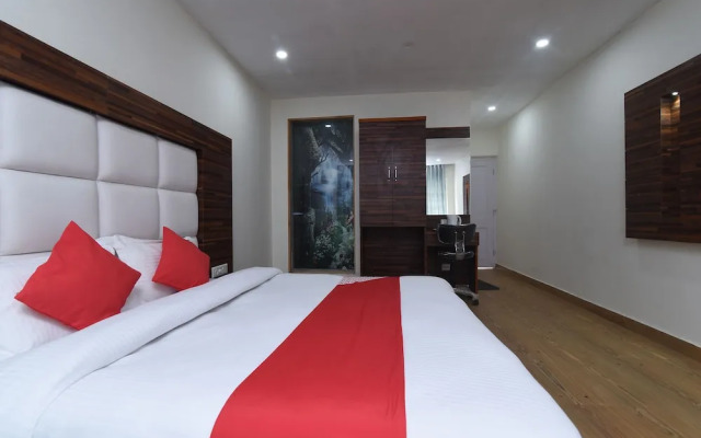 OYO 16009 Rock Villa