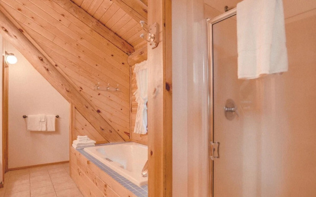 Bear Den Log Cabin