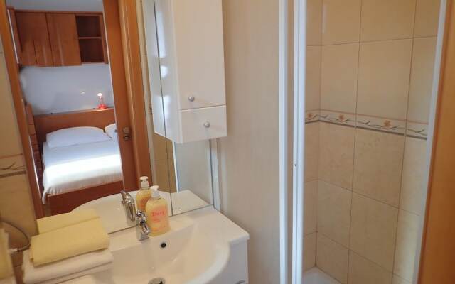 Apartments Sidro By The Sea