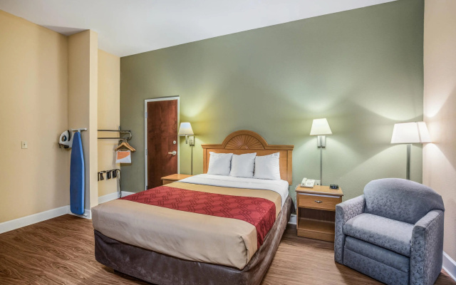 Econo Lodge Valdosta Mall Area