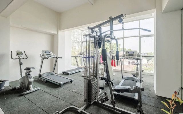 Micasa Residence by OYO Rooms