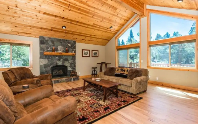 St. Moritz - 4 Br Home
