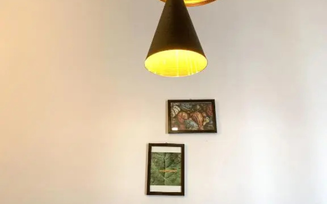 Cube 8 Teens Taman Mount Austin Apartment by Uha