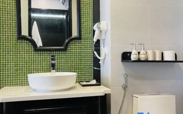 Royal Hotel Vinh Yen – Bathroom – Vinh Yen
