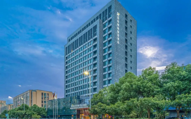 Oriental Pearl Rezen Hotel