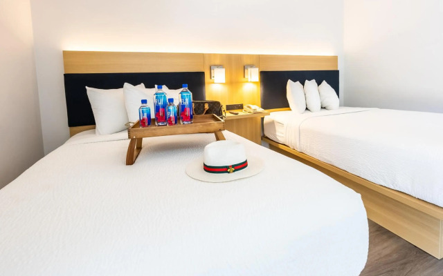 The Live Hotel