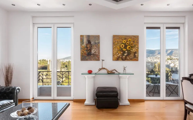 Acropolis Elegant Penthouse