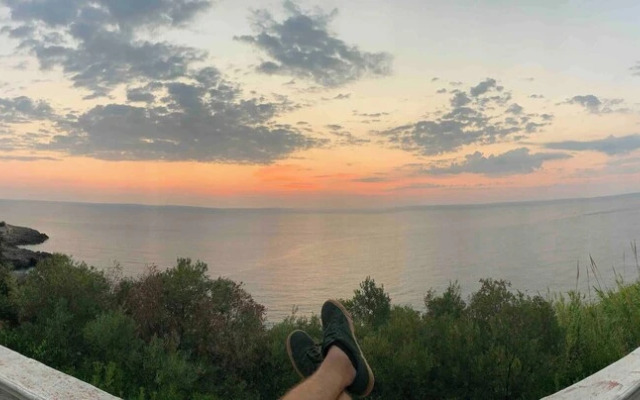 House Overlooking the bay - Seaview
