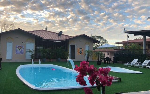 Roxy Fishing Club Y Hotel
