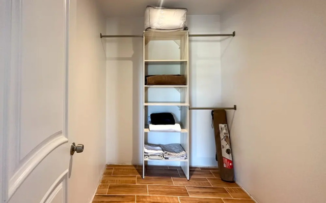 Spacious 3BR House Near Iconic Sandy Beach