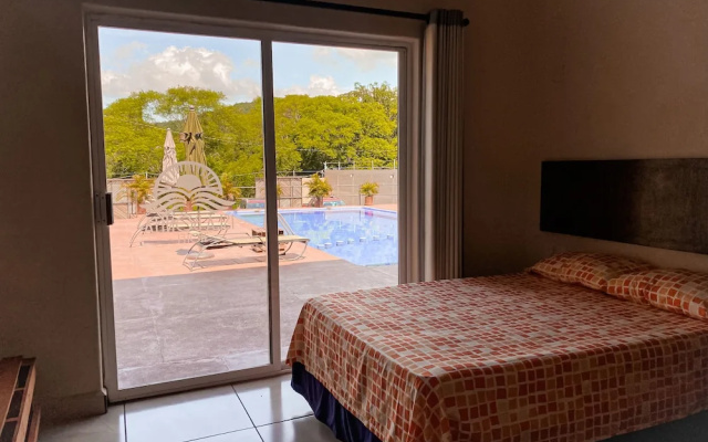 Isla Bonita Hotel