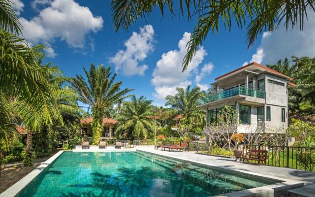 Krabi Green Hill Pool Villas