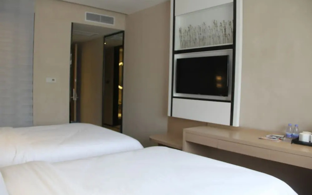 Lavande Hotel GZ LongDong Metro Station Branch