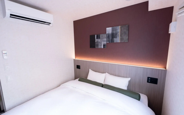 Doutonbori Crystal Hotel IV