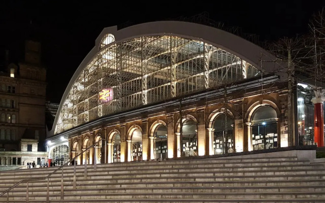 Premier Inn Liverpool Lime Street