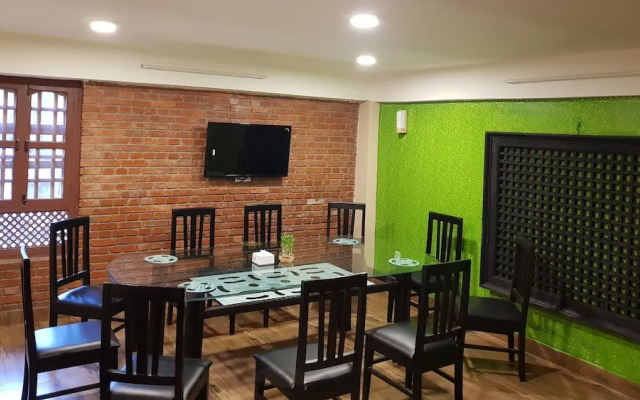 Hotel Malla Inn