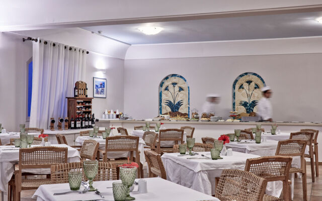 Santo Miramare Resort