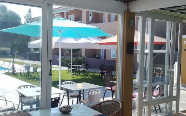 Sausan Apartments