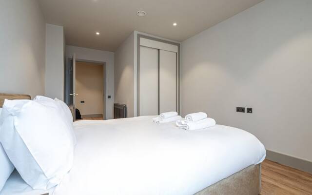 Chic Modern North London Flat