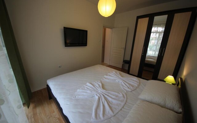 Menada Romance Marine Apartments