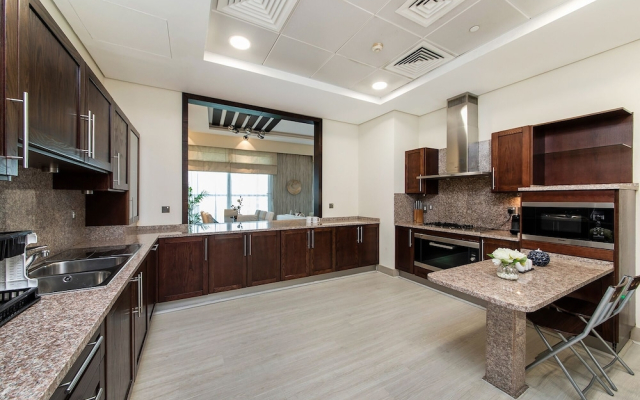 Family luxury residence on Palm Jumeirah