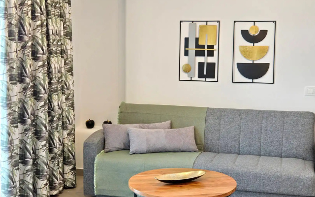 Ethereal Blue Suites Pyrgos