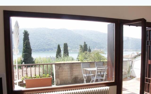 Terrazza sul lago di Iseo