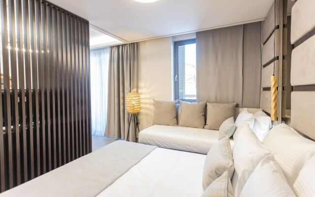 Evitel Luxury Living