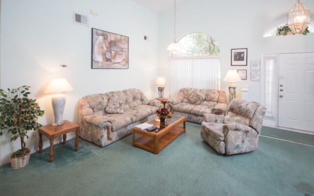 Whispering Oaks