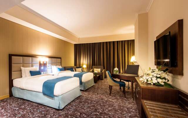 Golden Tulip Doha (Luxury City Hotel)