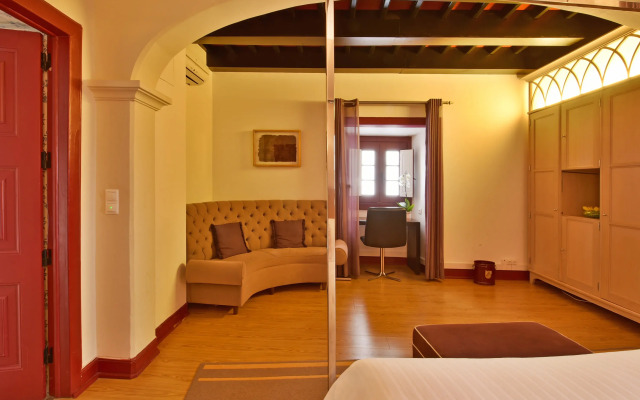 Pousada Castelo de Óbidos - Historic Hotel