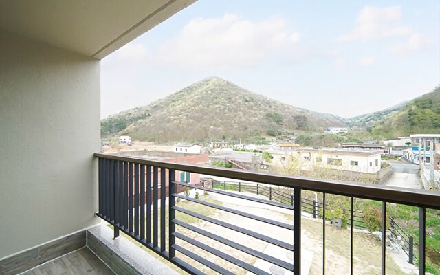 Geoje Maru Pension