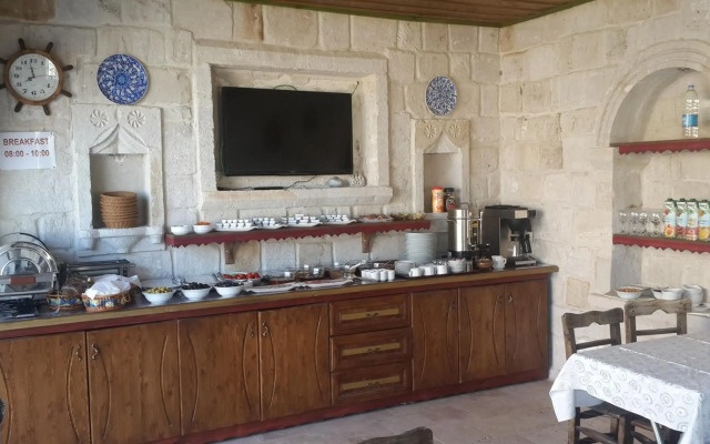 Arif Cave Hotel