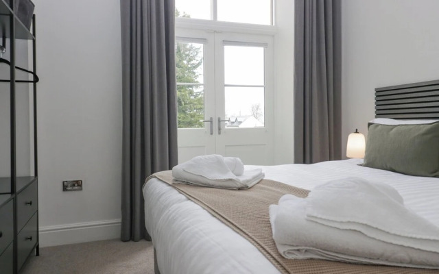 The Myles Suite Stone Cross Mansion