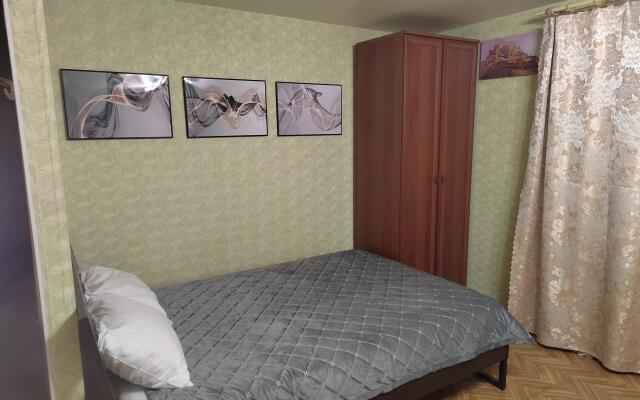 Apartments on Galkina street 24