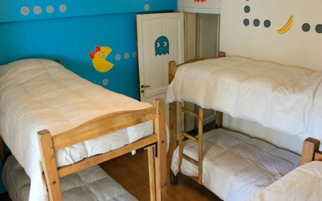 Break Point Hostel