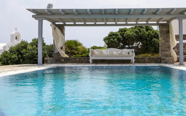 Sea & Sun Estate