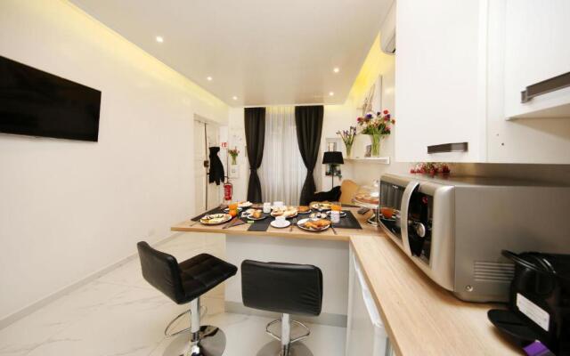 La Maisonnette Tritone Trevi Apartment Rome