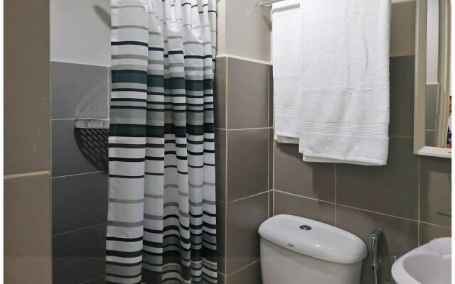 Les Luxe Rooms - Symphony Tower 2
